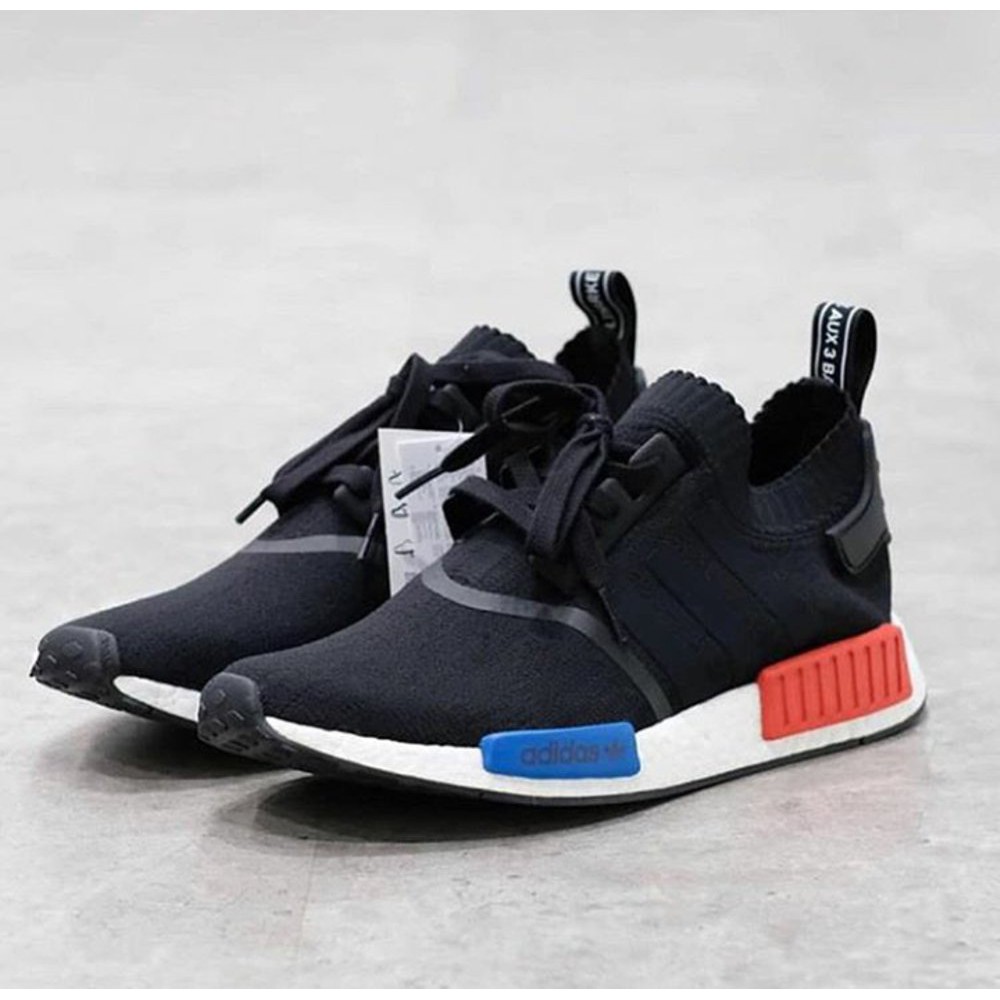 Harga nmd r1 store pk