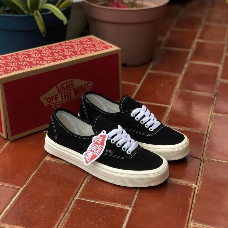 Toko sepatu vans asli sale