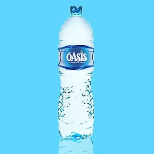 Jual Oasis Air Mineralspring Water Air Minum Dalam Kemasan Botol Besar 1500 Ml Isi 12 Shopee 9370
