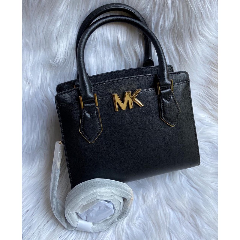 Michael kors store mott medium messenger