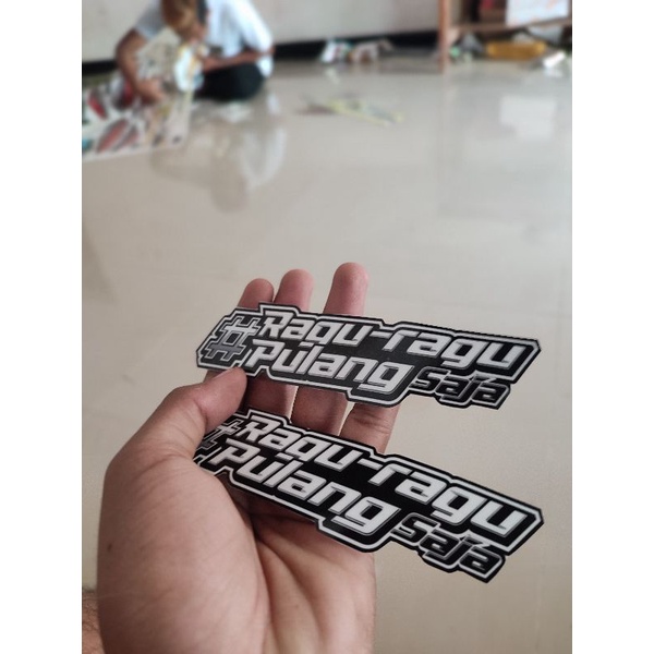Jual Stiker ragu ragu pulang saja - stiker baper pulang saja - stiker ...