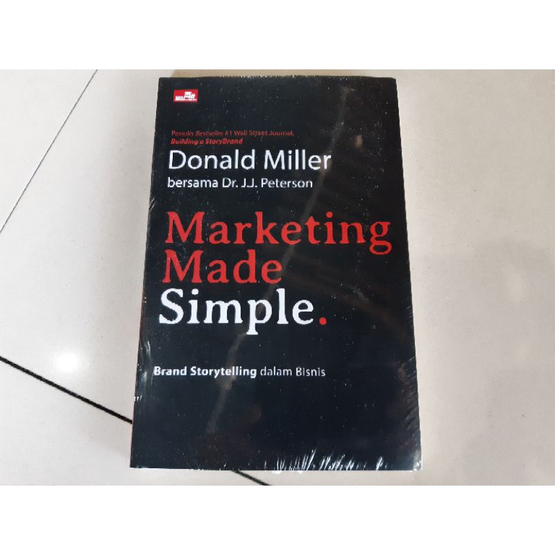 Jual Buku Marketing Made Simple: Brand Storytelling Dalam Bisnis ...