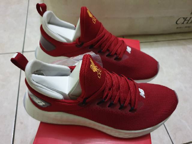 SEPATU NEW BALANCE LIVERPOOL FF LAZRV2