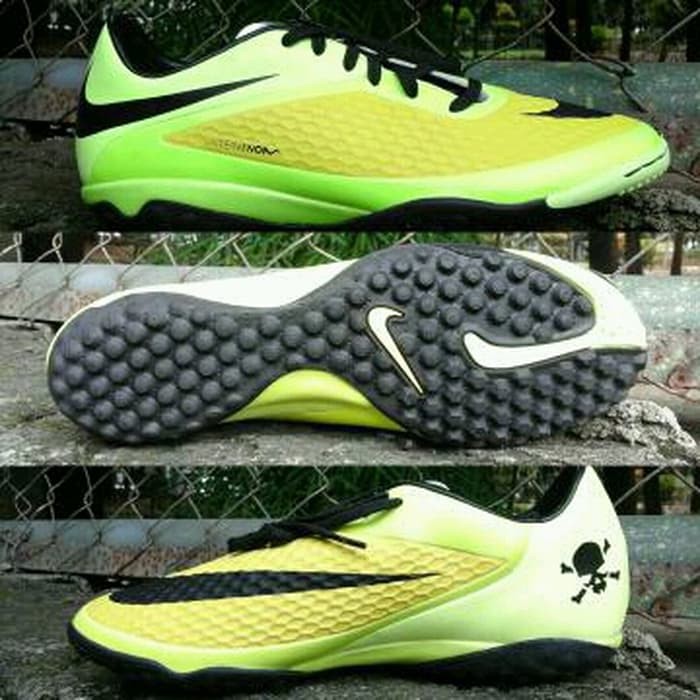 Sepatu bola clearance futsal nike hypervenom