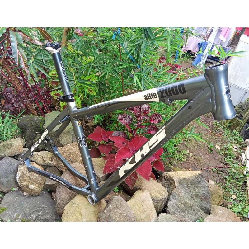 Jual Frame sepeda MTB merk KHS Alite 2000 made in USA set seatpost 