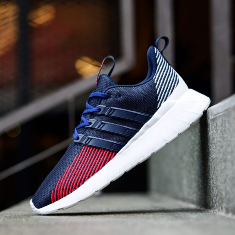 Adidas questar flow store navy red