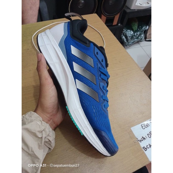 Foto sepatu 2025 voli adidas