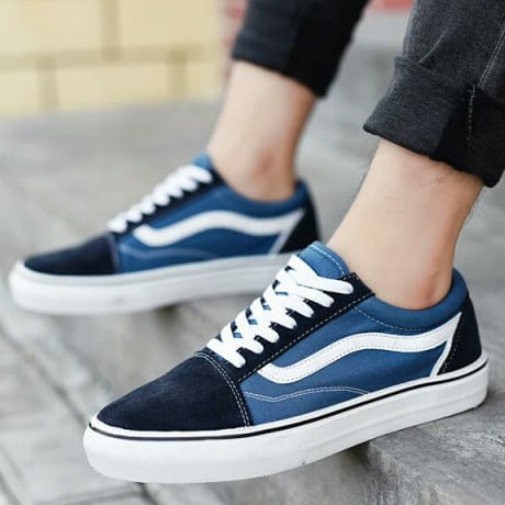 Harga sepatu outlet vans original usa