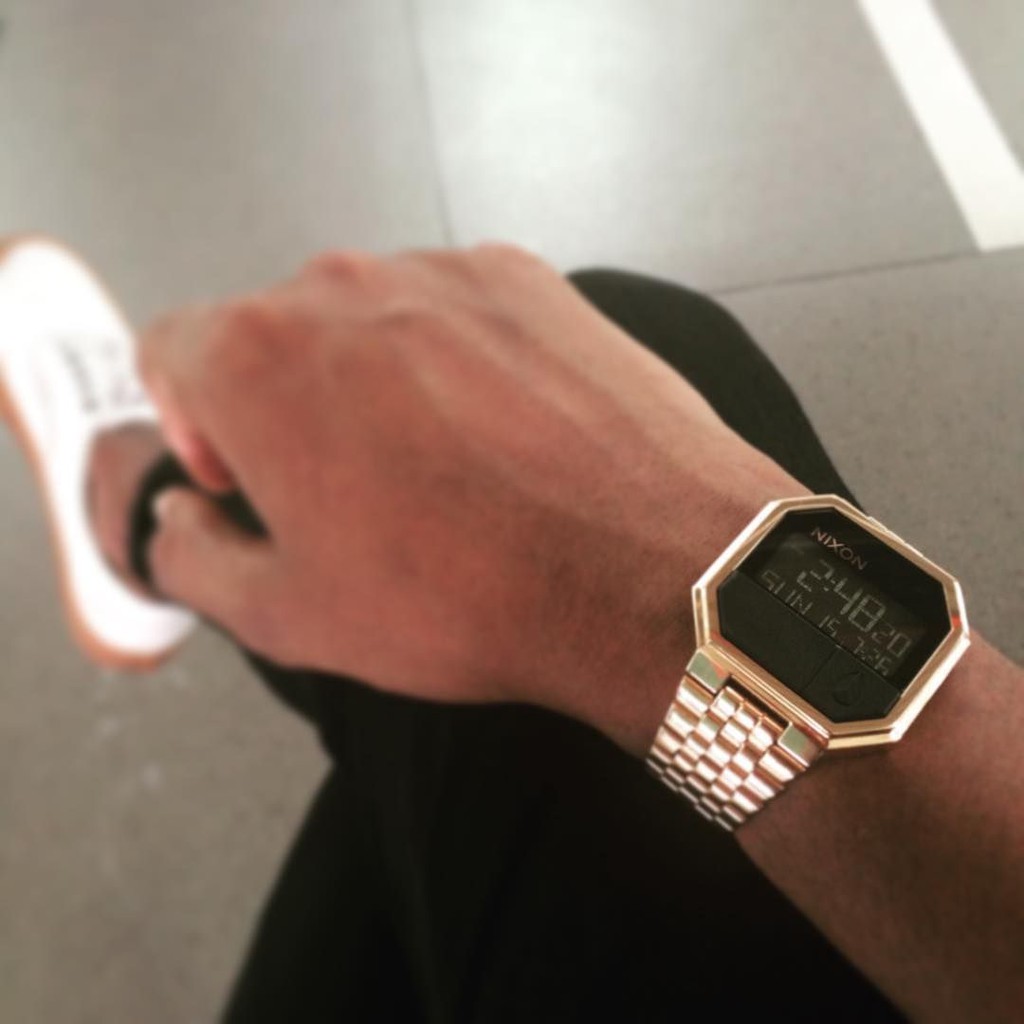 Jual Jam tangan Nixon A15889700 Re Run Rose Gold Unisex Original Nixon A158897 Shopee Indonesia