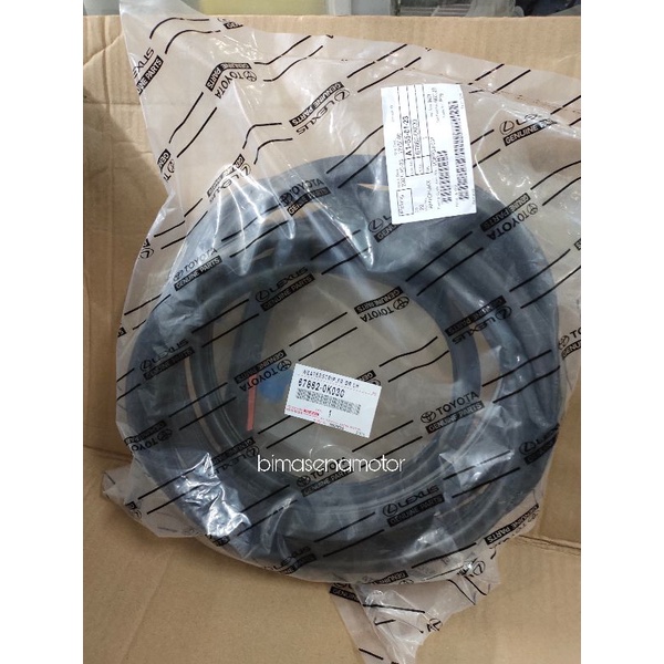 Jual karet pintu depan kiri innova | Shopee Indonesia