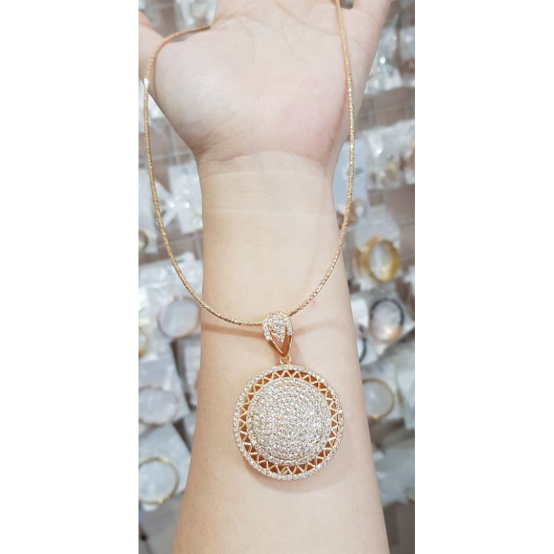 Nikola Valenti Catalog Elegant 18K White Gold African Violet