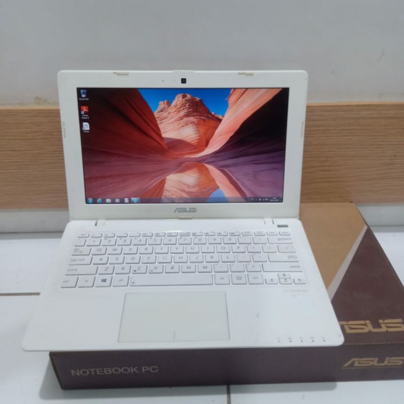 Jual Notebook Asus intel Celeron Ram 2Gb HDD 500Gb OS. WINDOWS SIAP ...