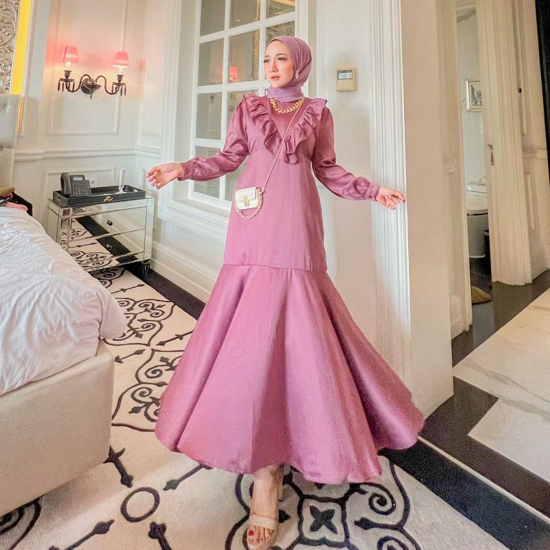 Jual MEFHA MAXI DRESS SATIN SILK BUSANA MUSLIM LEBARAN BUSUI FRIENDLY KOREA DUSTY  PINK PLUMP TERACOTTA BLACK ICE BLUE GOLDEN YELLOW FLOWLY GLOSSY ADEM LEMBUT  MEWAH PREMIUM | Shopee Indonesia