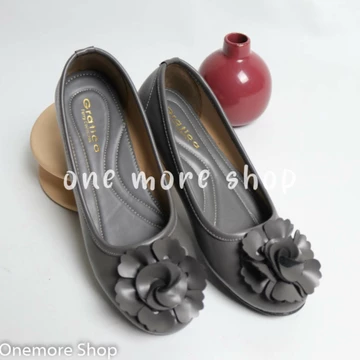 Gratica Sepatu Balet Flatshoes Bunga Rose Ap081