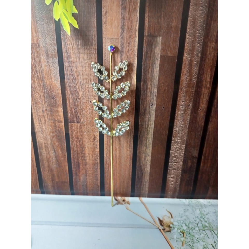 Jual (Harga per Biji) Mahkota | Ranting Daun Model Batang | Shopee ...