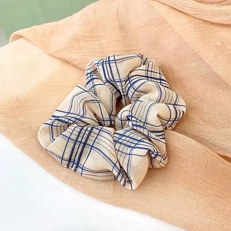 Jual Ikat Rambut Motif Kotak Untuk Wanita / Srunchie Rambut Wanita ...