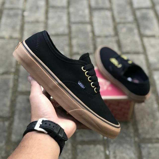 Jual SEPATU43 VANS AUTHENTIC FULL BLACK HITAM POLOS WHITE PUTIH ...