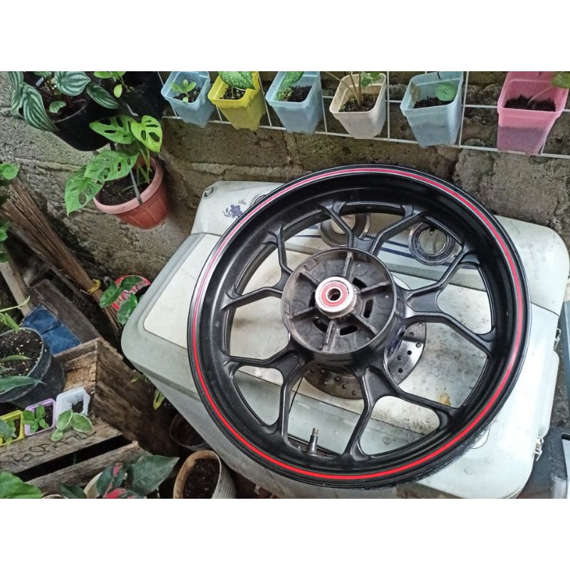 Jual Velg r25 r 25 mt25 mt 25 pelek racing palang original ori copotan ...