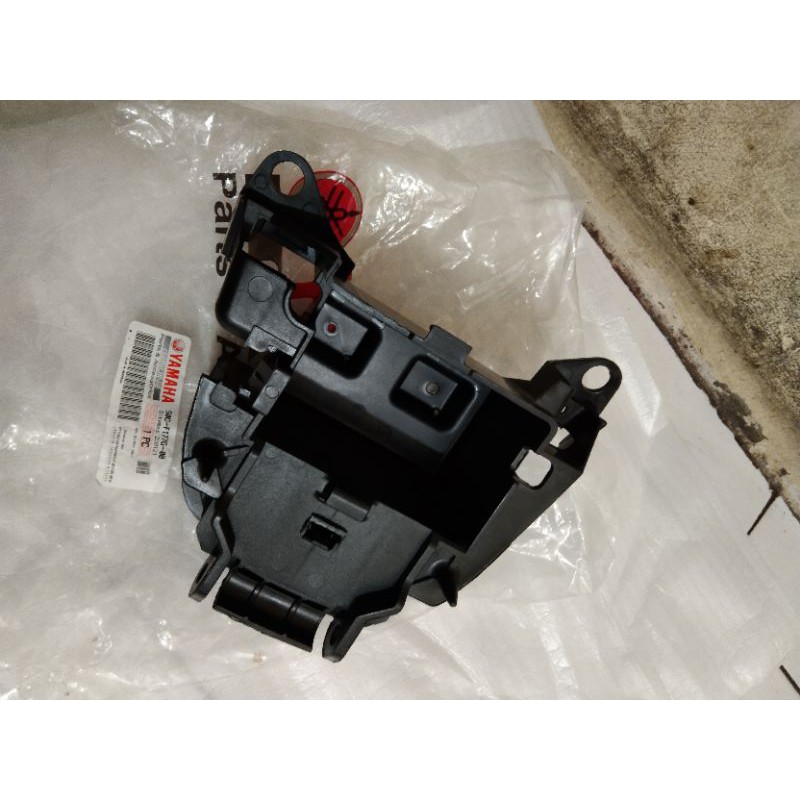 Jual BOX BATERRY , BOX TEMPAT AKI YAMAHA JUPITER MX NEW 50C ORIGINAL