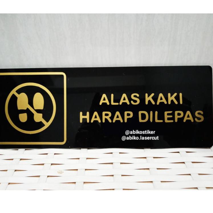 Jual Q F Sign Board Akrilik Alas Kaki Harap Dilepas Shopee Indonesia