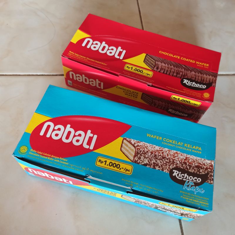 Jual Nabati Chocolate Coated Wafer Box isi 12pcs 18gr coklat kelapa