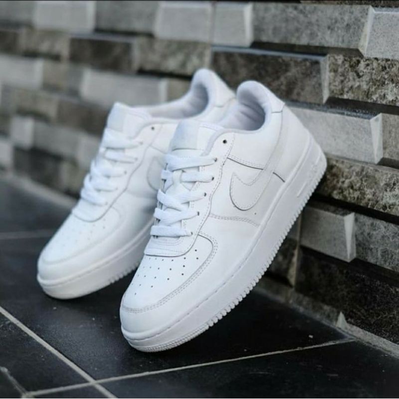 Jual Sepatu original NIKE AIR FORCE 1 full white | Shopee Indonesia
