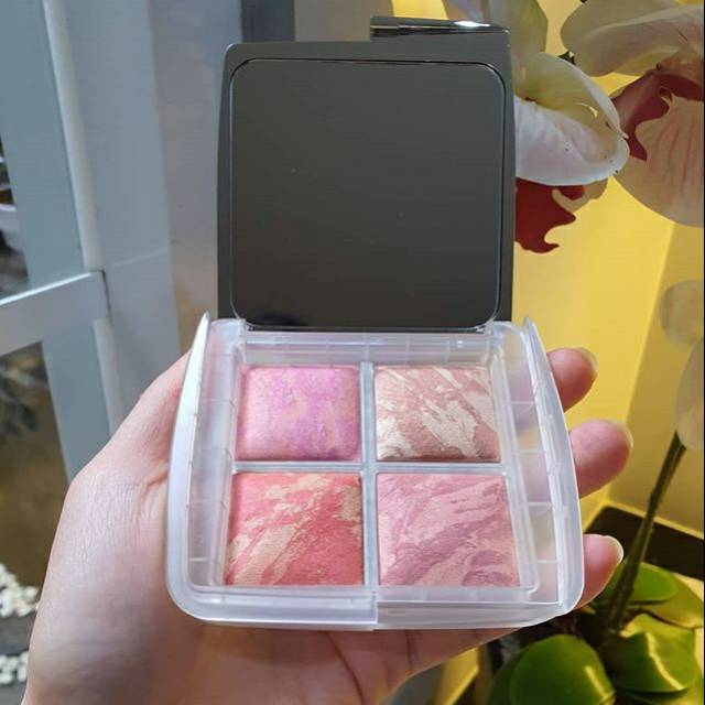 Jual HOURGLASS Ambient Lighting Quad Blush Shopee Indonesia