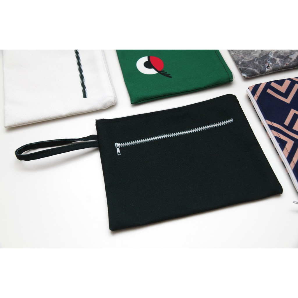 Jual Basic Zipper - Black | Shopee Indonesia