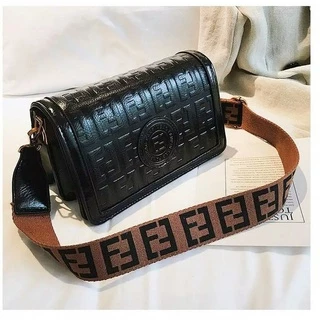 Jual tas fendy Harga Terbaik & Termurah April 2025 | Shopee Jual tas fendy Harga Terbaik & Termurah April 2025 | Shopee