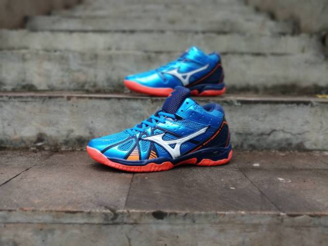 Sepatu Mizuno Wave Tornado 9 sepatu volly