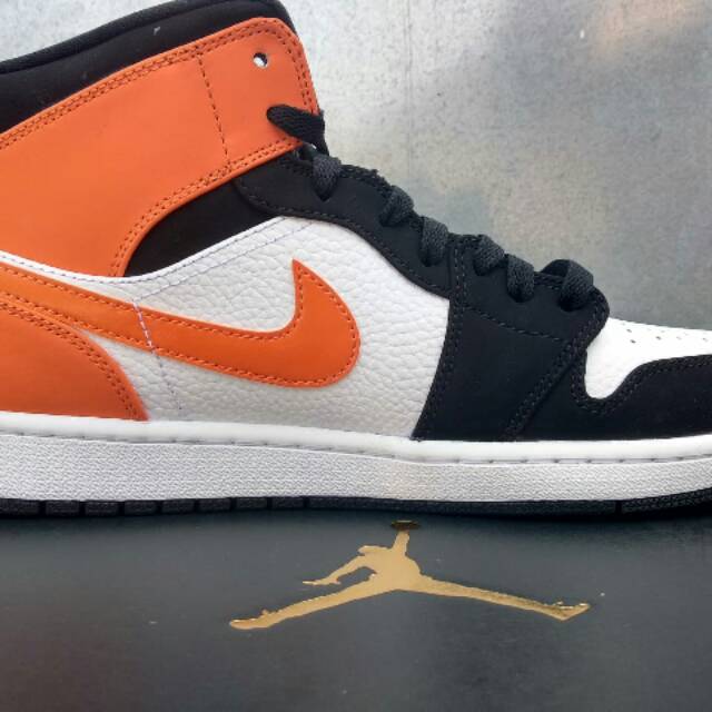 jordan 1 mid sbb