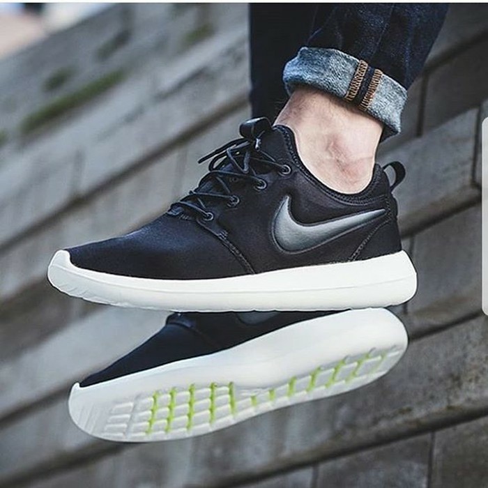 Jual nike roshe run best sale