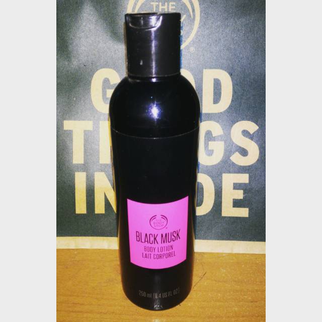 Jual The Body Shop body lotion Black Musk & Whitemusk Smoky Rose 250ml