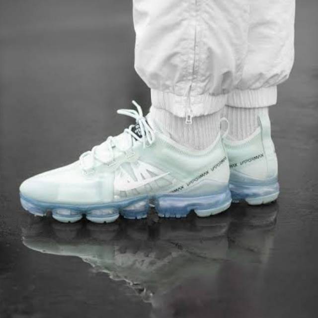 Nike vapormax ghost aqua hotsell