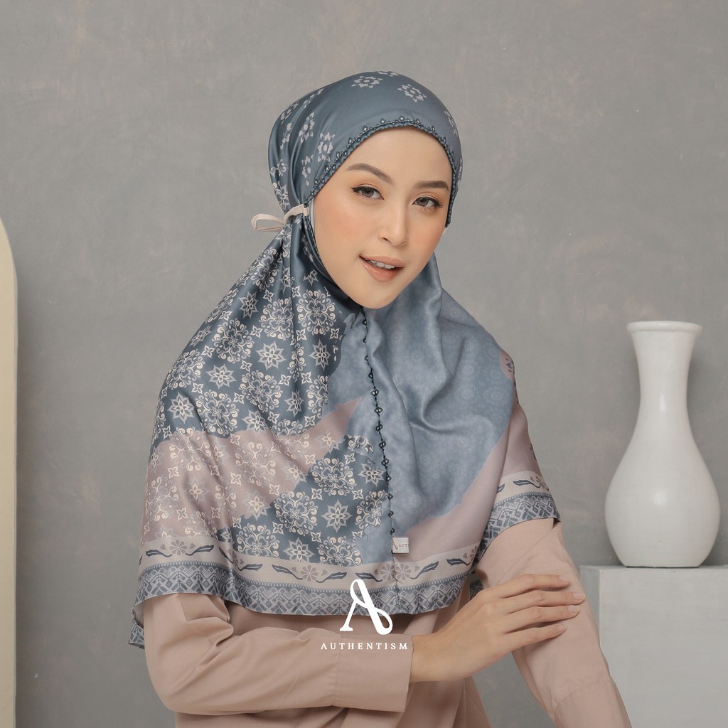authentism hijab