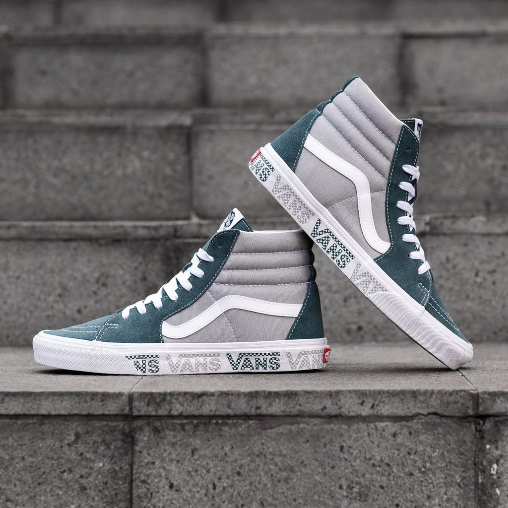 Vans sk8 hot sale hi logo