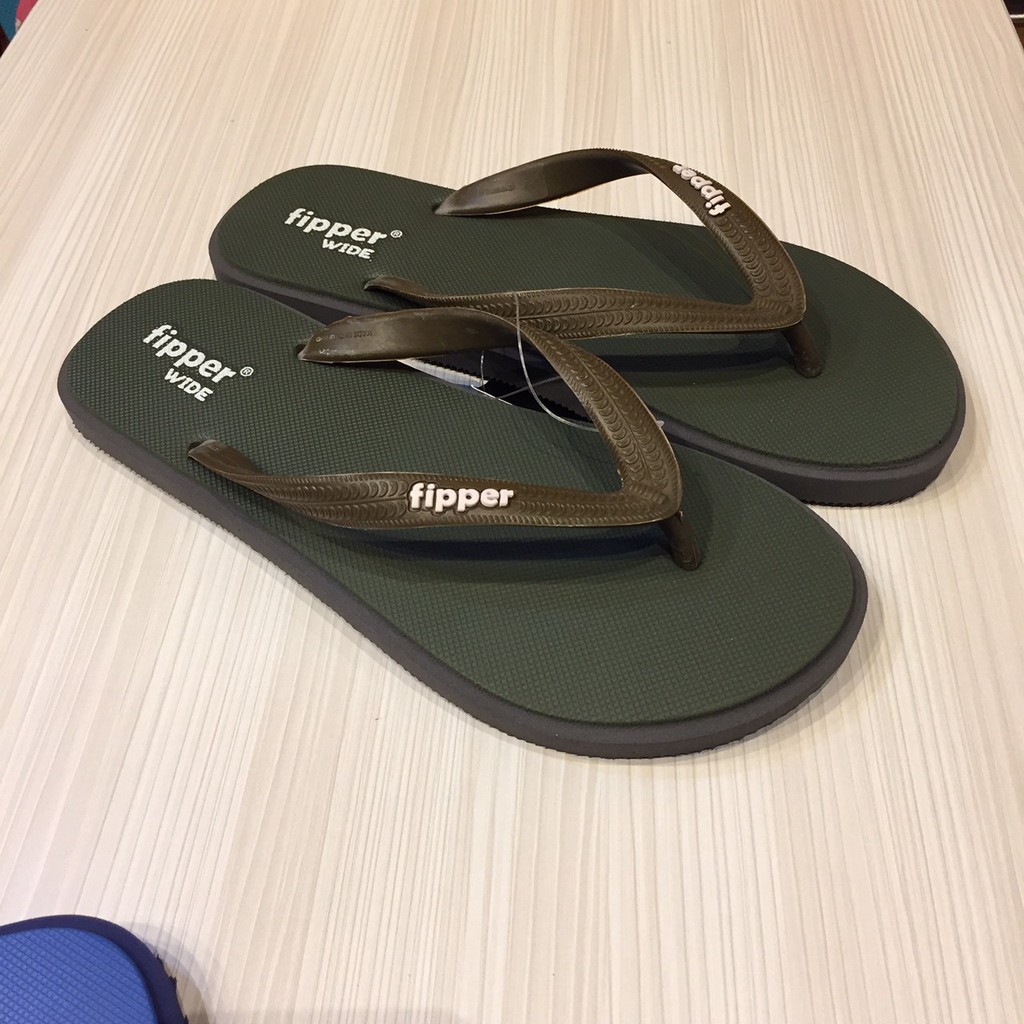 Sandal discount fipper wide