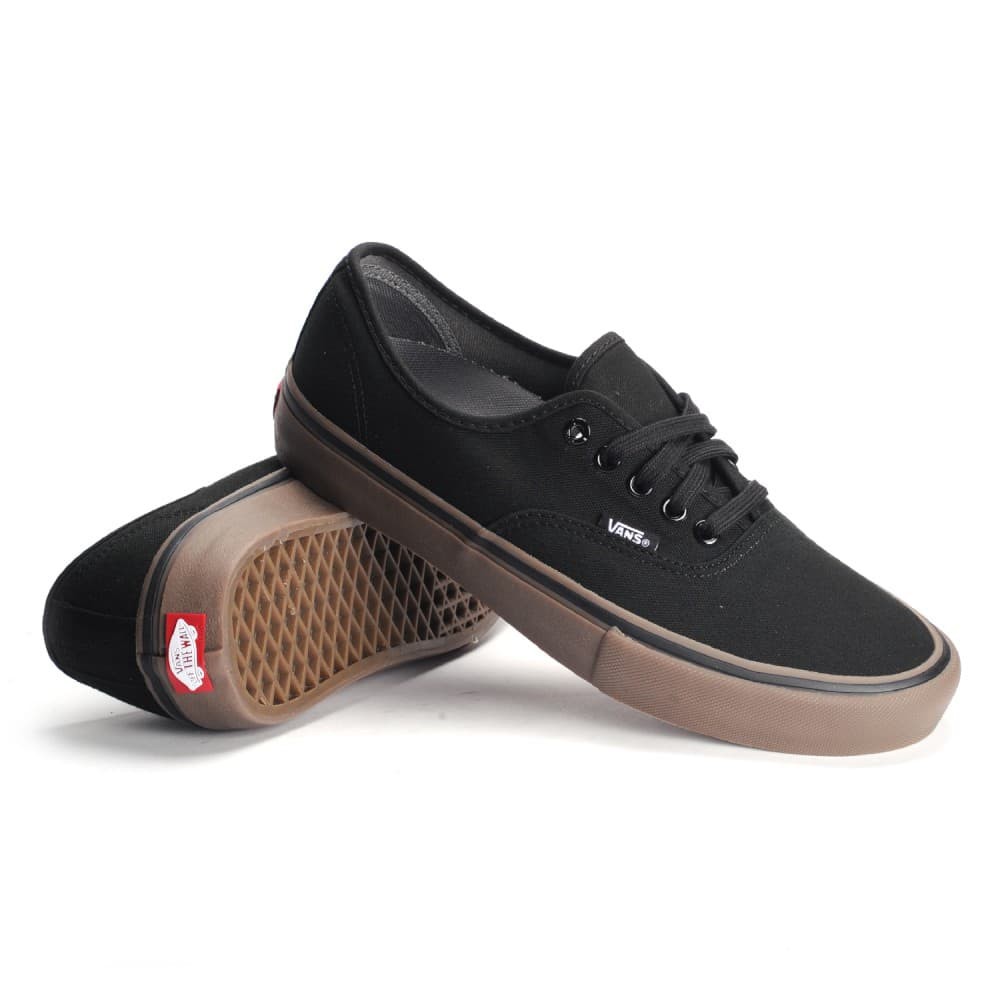 Sepatu vans 2025 authentic black gum