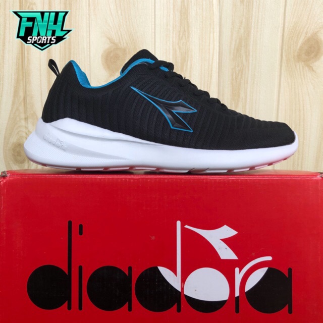 Harga sepatu running diadora wanita sale