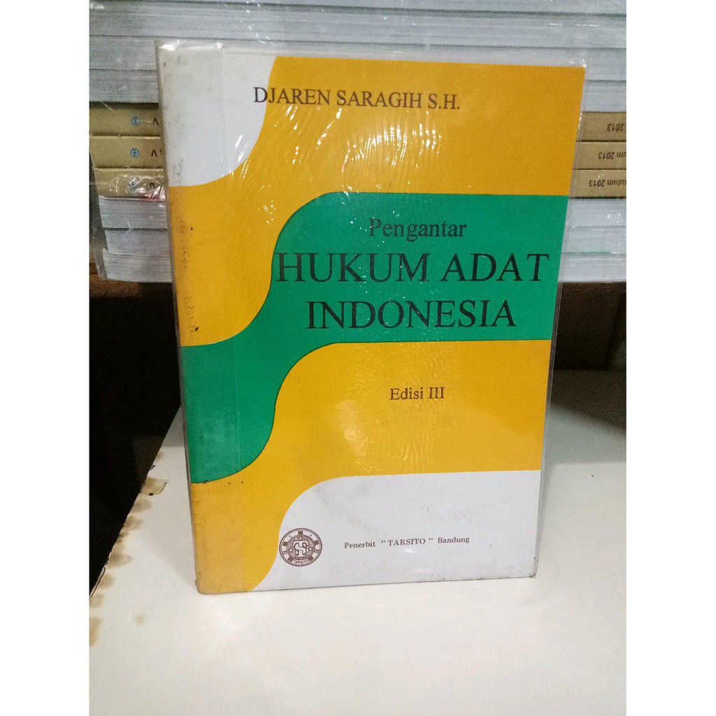 Jual Jual Buku Pengantar Hukum Adat Indonesia Djaren Saragih | Shopee ...