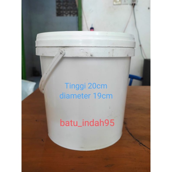 Jual Ember Bekas 5kg Pail Bekas Ember Makanan Dan Ikan Cupang Shopee Indonesia 6139