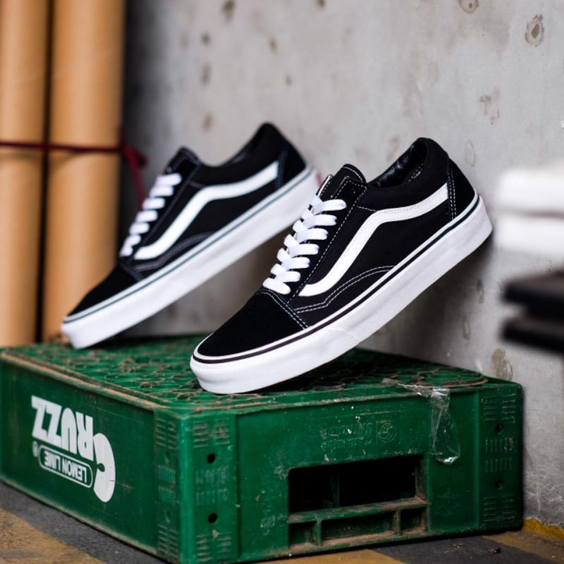 Jual VANS OLD SKOOL CLASSIC BLACK WHITE GLOBAL MARKET | Shopee Indonesia