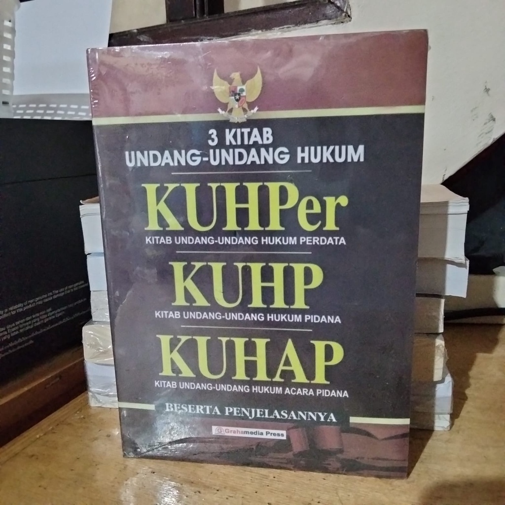 Jual 3 Kitab Undang-Undang Hukum KUHPER KUHP KUHAP | Shopee Indonesia