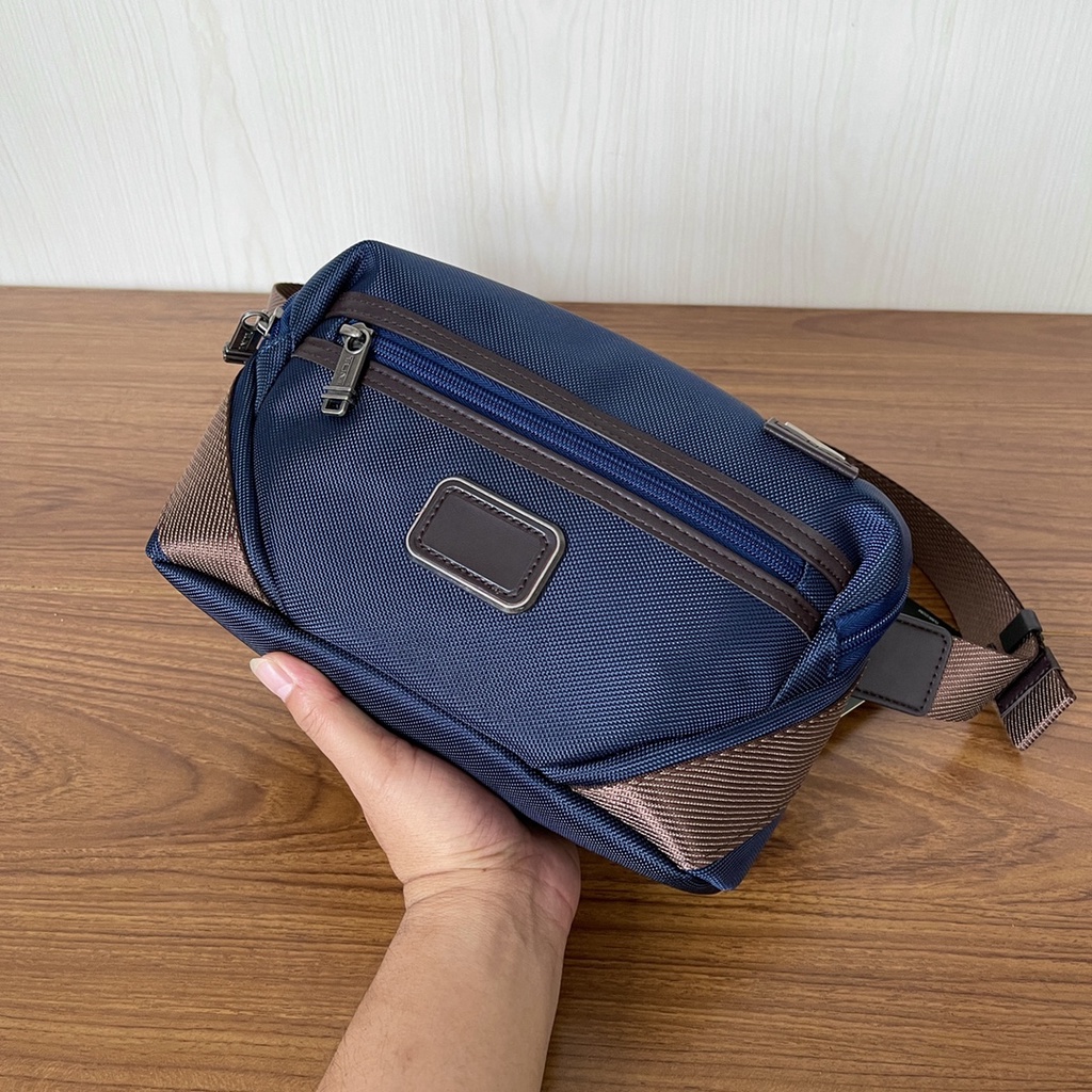 Tumi magellan shop utility pouch