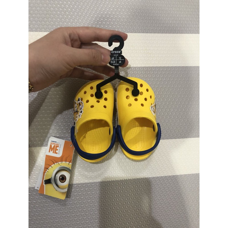 Crocs deals minions original