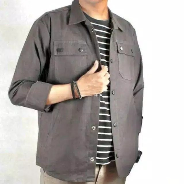 Jual Jaket Trucker Semi Parka Pria Kancing Hitam Canvas Man Best Seller ...