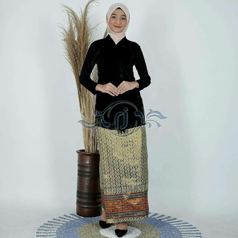 Jual Kebaya Bludru Kartini Shopee Indonesia 