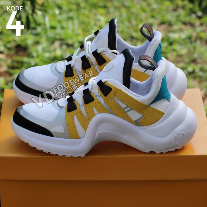 Sepatu LV Archlight Sneaker Sepatu Wanita Sepatu Original Sepatu Terlaris  Sepatu Sneakers Sepatu Keren Sepatu Terbaru New Brand