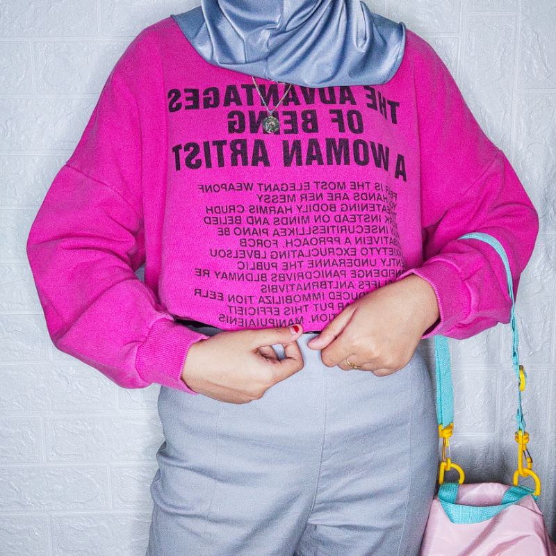 Sweater hotsell pink fanta