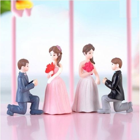 Jual Miniature Lover Figures - Lovers Couple Figurines #23 (2pcs ...